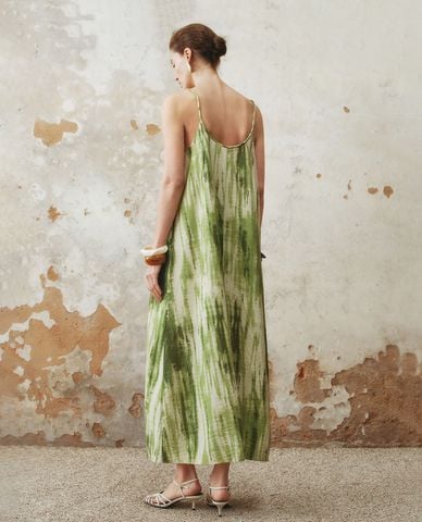  URBAN REVIVO - Đầm hai dây midi in họa tiết Cami 