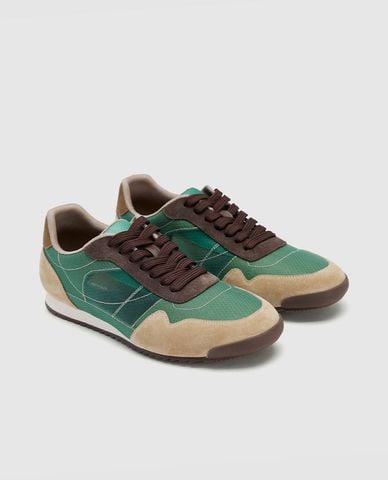  URBAN REVIVO - Giày sneaker nữ cổ thấp hiện đại 