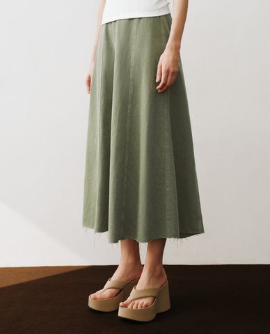  URBAN REVIVO - Chân váy xếp li midi phom chữ A hiện đại 