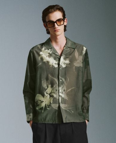  URBAN REVIVO - Áo sơ mi nam cổ bẻ tay dài in họa tiết Printed 