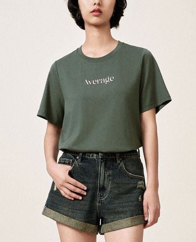  URBAN REVIVO - Áo thun nữ cổ tròn tay ngắn in chữ 