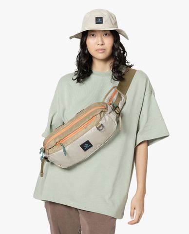  CONVERSE - Túi bao tử unisex chữ nhật Large Student 