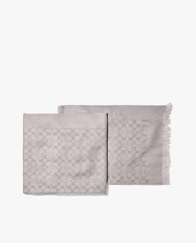  COACH - Khăn choàng nữ tua rua Signature 