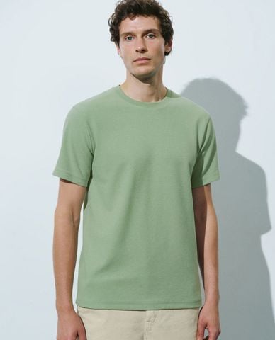  URBAN REVIVO - Áo thun nam cổ tròn tay ngắn Straight 