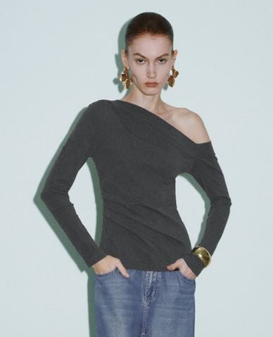  URBAN REVIVO - Áo trễ vai nữ dệt kim tay dài One Shoulder 