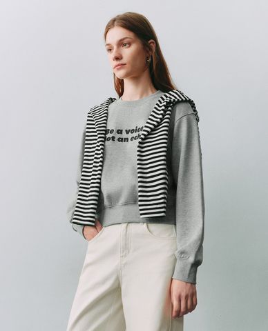  URBAN REVIVO - Áo sweatshirt nữ cổ tròn tay dài phom croptop Loose 