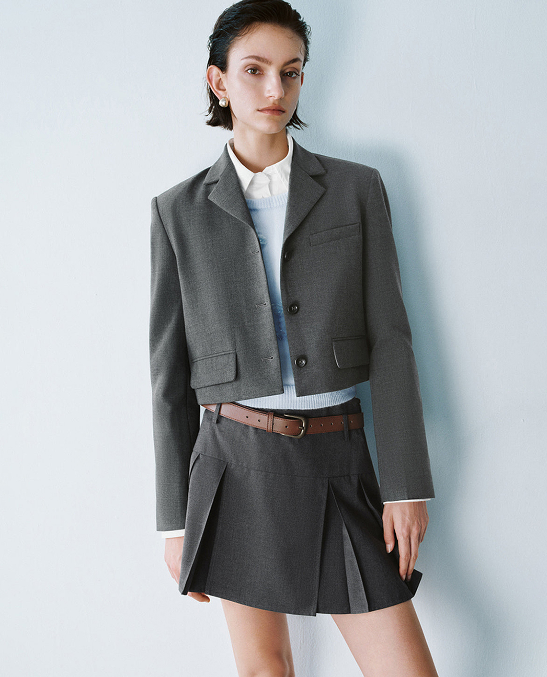 URBAN REVIVO - Áo khoác blazer nữ phom croptop