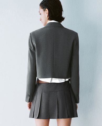  URBAN REVIVO - Áo khoác blazer nữ phom croptop 