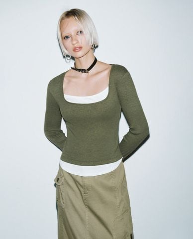  URBAN REVIVO - Áo thun nữ cổ vuông tay dài 2 In 1 