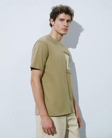  URBAN REVIVO - Áo thun nam cổ tròn tay ngắn Printed Loose 