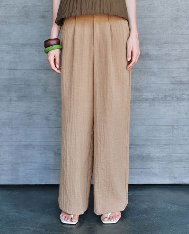  URBAN REVIVO - Quần nữ ống rộng phom suông thanh lịch 