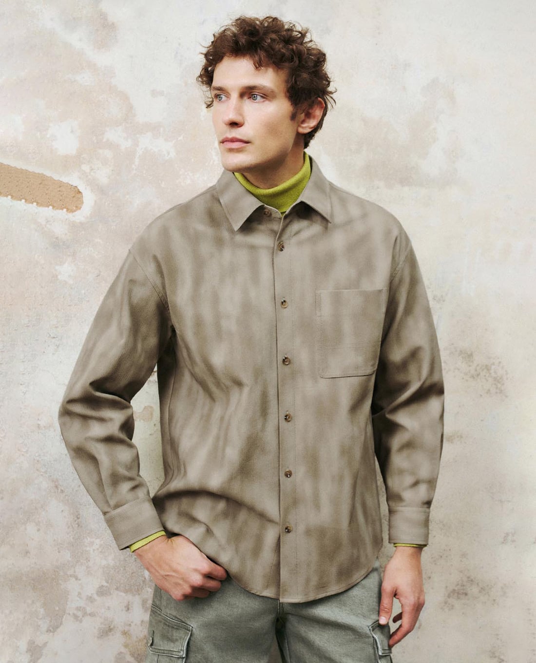 URBAN REVIVO - Áo sơ mi nam cổ bẻ tay dài thanh lịch