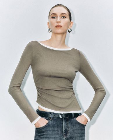  URBAN REVIVO - Áo thun nữ tay dài phom ôm quyến rũ 