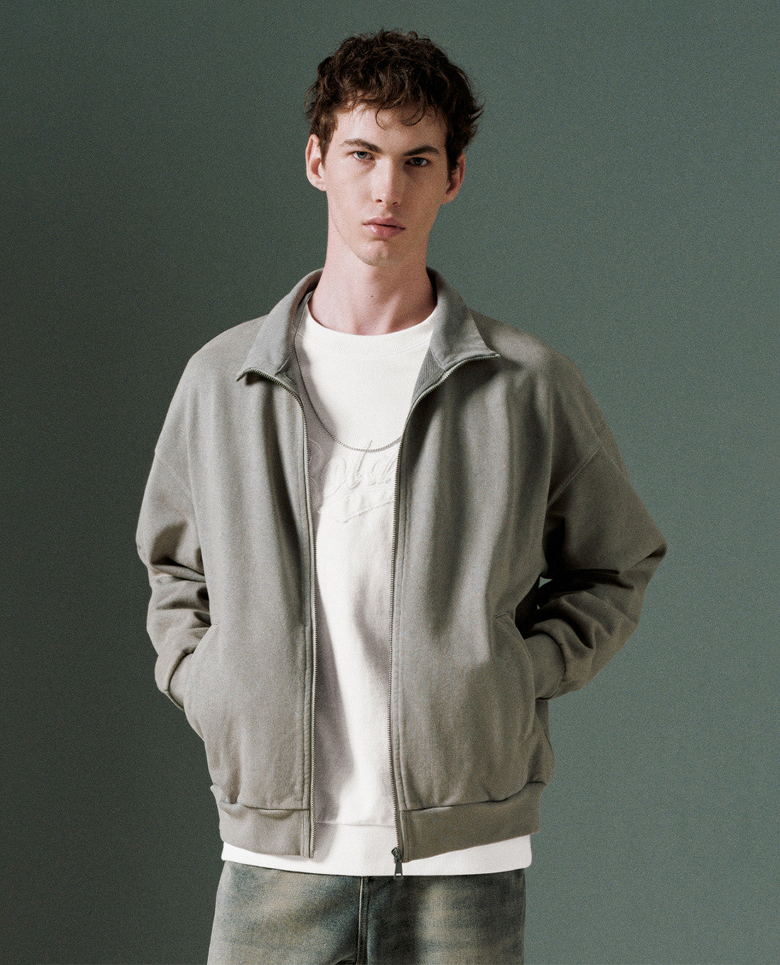URBAN REVIVO - Áo khoác thể thao nam tay dài Zip Front Loose
