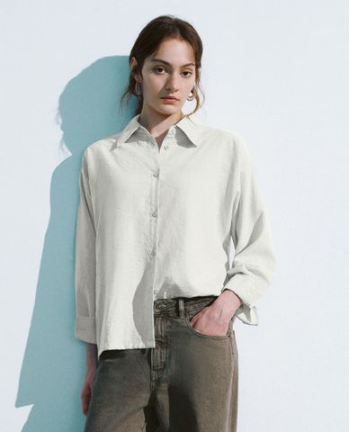  URBAN REVIVO - Áo sơ mi nữ cổ bẻ tay dài Button Up Loose 
