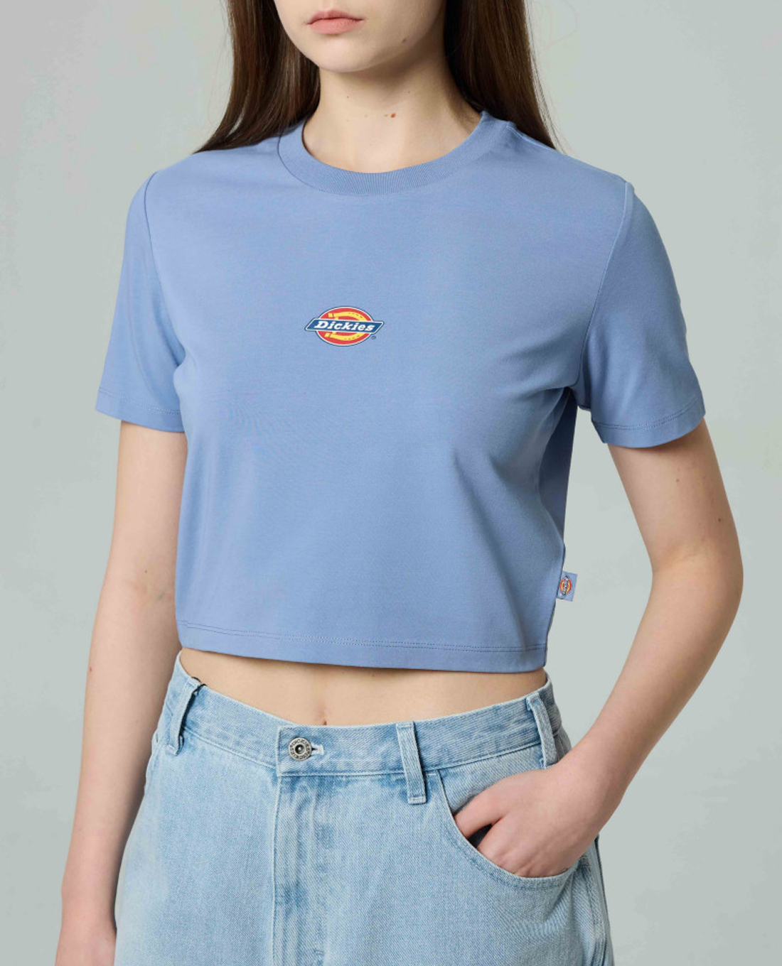 DICKIES - Áo croptop nữ cổ tròn tay ngắn trẻ trung