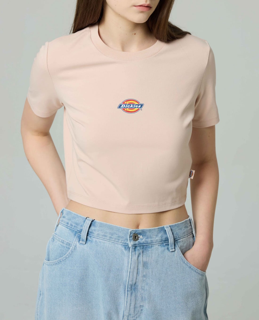 DICKIES - Áo croptop nữ cổ tròn tay ngắn trẻ trung