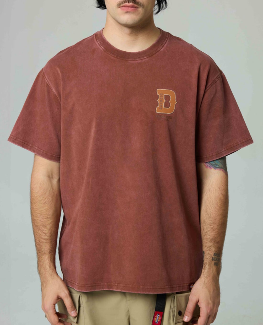 DICKIES - Áo thun unisex cổ tròn tay ngắn Heavy Jersey Graphic Logo