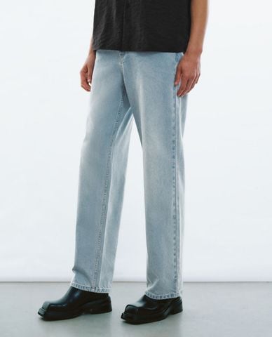  URBAN REVIVO - Quần jeans nam ống đứng Loose Straight 