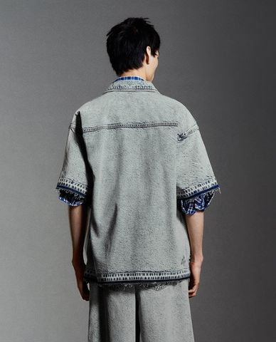  URBAN REVIVO - Áo sơ mi denim nam tay ngắn thời trang 
