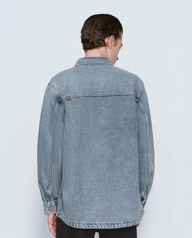  URBAN REVIVO - Áo khoác denim nam tay dài thanh lịch 