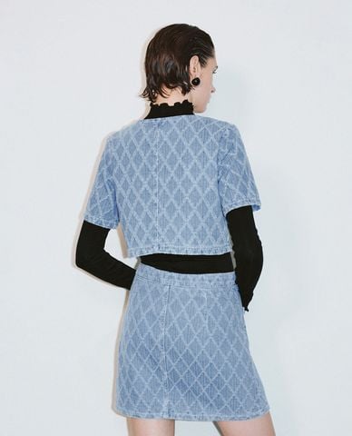  URBAN REVIVO - Áo khoác denim nữ phom croptop thời trang 