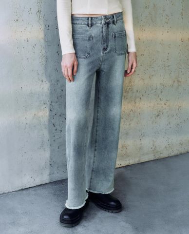  URBAN REVIVO - Quần jeans nữ ống đứng thanh lịch 