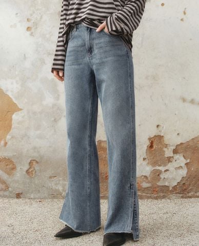  URBAN REVIVO - Quần jeans nữ ống rộng thời trang 