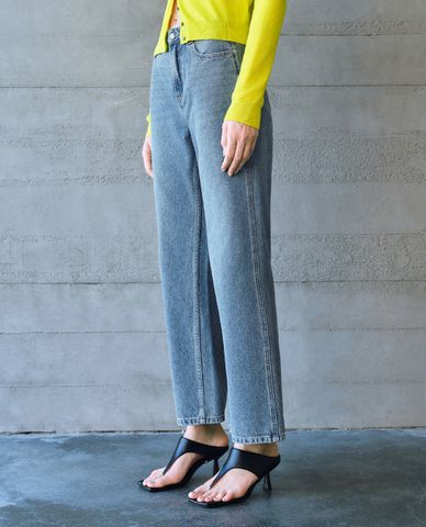  URBAN REVIVO - Quần jeans nữ ống rộng thời trang Straight 