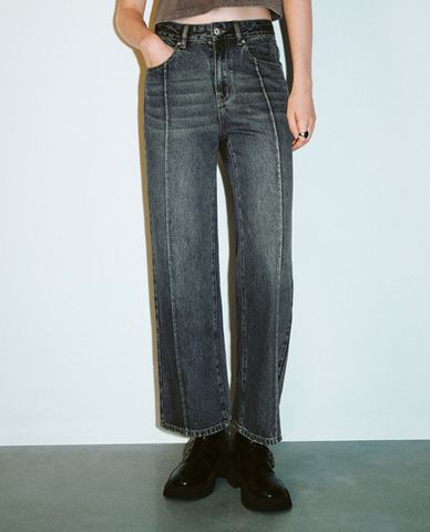  URBAN REVIVO - Quần jeans nữ ống đứng Wide-Leg Jeans 