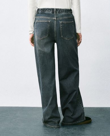  URBAN REVIVO - Quần jeans nữ ống đứng lưng thun 