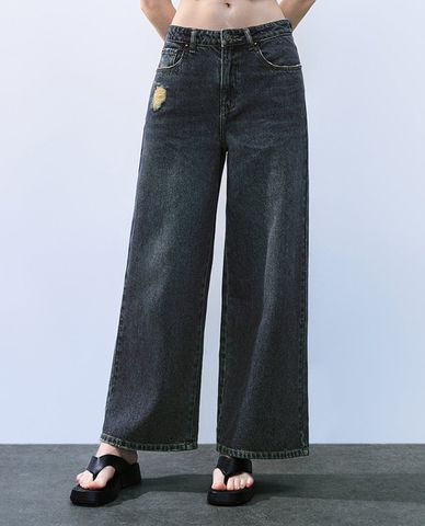  URBAN REVIVO - Quần jeans nữ ống rộng cá tính 