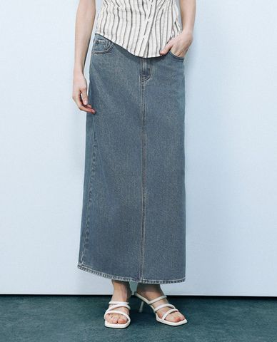  URBAN REVIVO - Chân váy denim midi lưng cao tôn dáng 