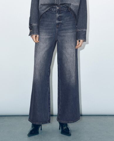  URBAN REVIVO - Quần jeans nữ ống rộng trẻ trung 