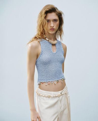  URBAN REVIVO – Áo ba lỗ nữ đính hạt phom croptop 