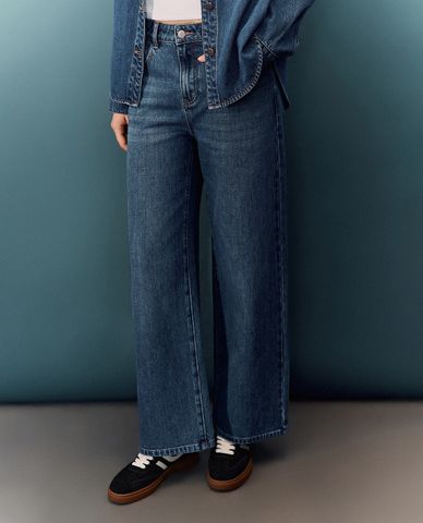  URBAN REVIVO - Quần jeans nữ ống đứng thời thượng 