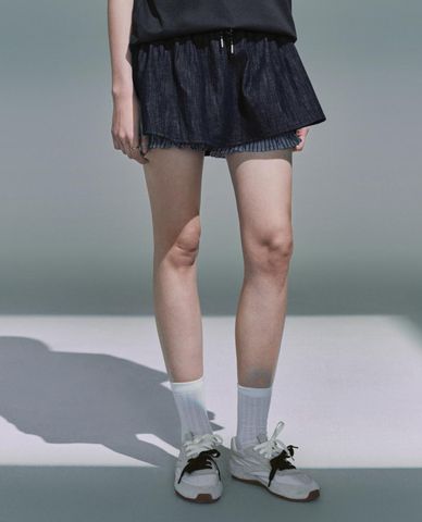  URBAN REVIVO - Chân váy denim mini phối dây rút 