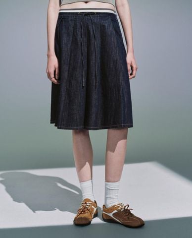  URBAN REVIVO - Chân váy denim midi phối dây rút 