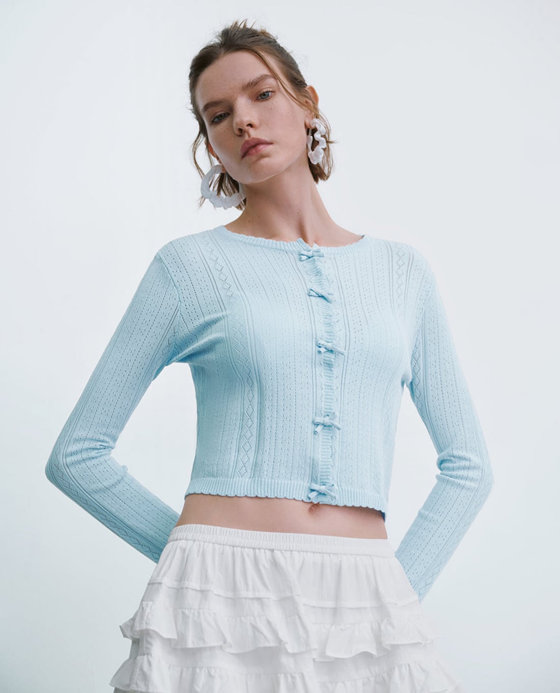 URBAN REVIVO - Áo khoác cardigan nữ cổ tròn tay dài phối nơ