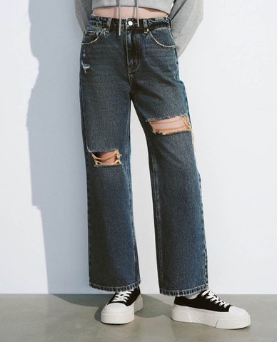  URBAN REVIVO - Quần jeans nữ ống rộng phối rách cá tính 