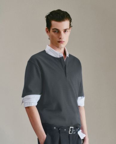  URBAN REVIVO - Áo thun nam cổ tròn tay ngắn 