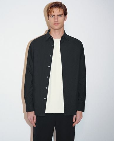  URBAN REVIVO - Áo sơ mi nam cổ bẻ tay dài Regular Button Up 