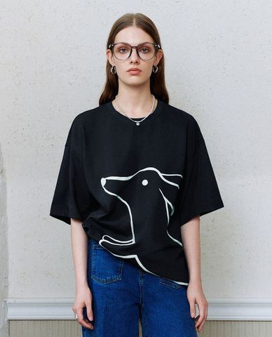  URBAN REVIVO - Áo thun nữ cổ tròn tay ngắn Printed Straight 