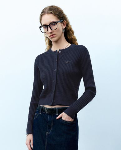  URBAN REVIVO - Áo khoác cardigan nữ cổ tròn tay dài hiện đại 