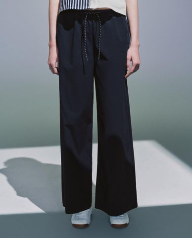  URBAN REVIVO - Quần nữ ống rộng phối dây rút 