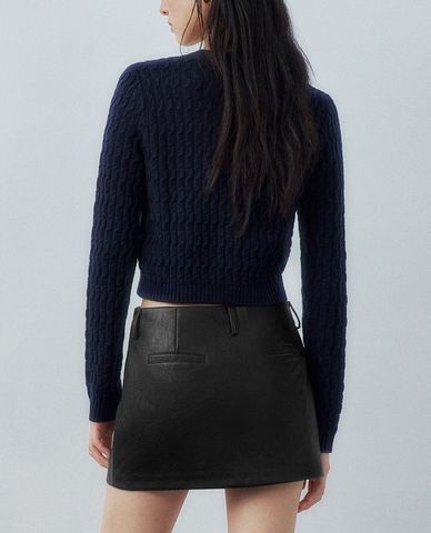  URBAN REVIVO - Áo khoác cardigan nữ dệt kim phom croptop 