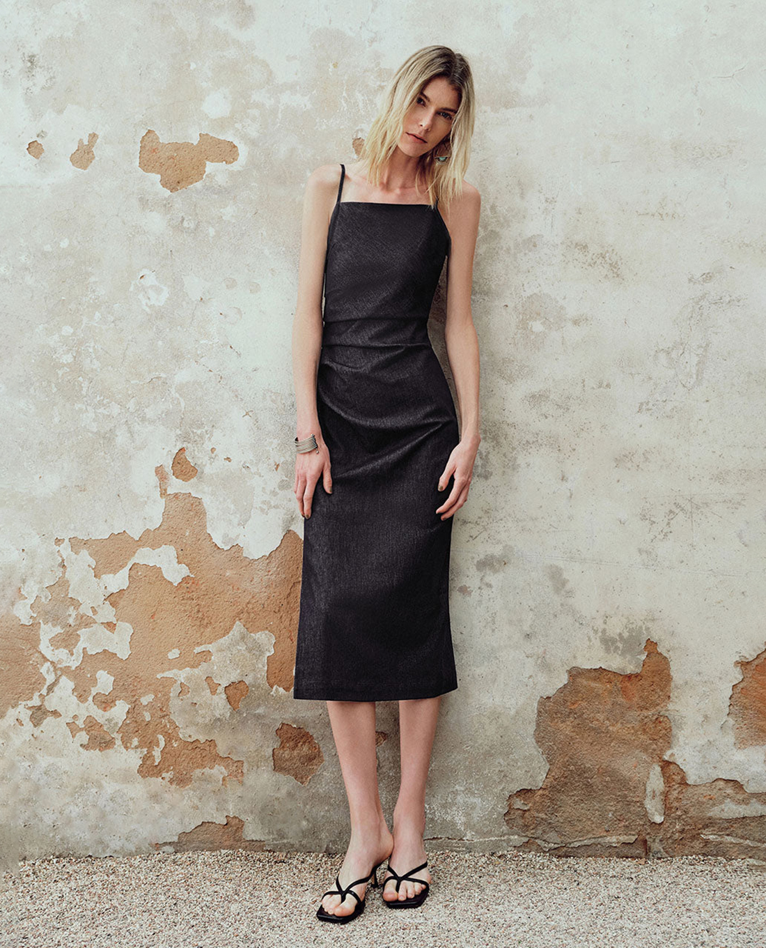 URBAN REVIVO - Đầm hai dây denim phom midi Cami