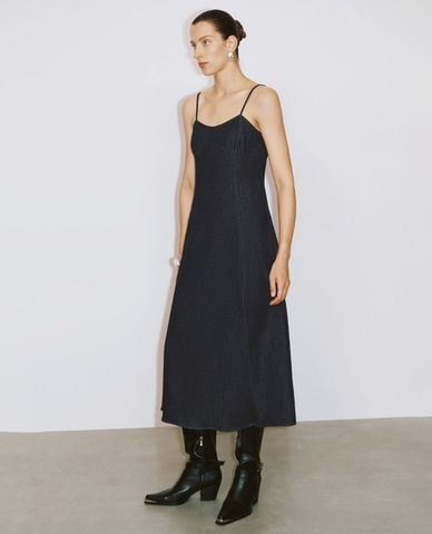  URBAN REVIVO - Đầm hai dây midi xẻ tà cá tính 