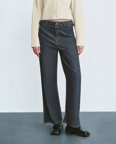  URBAN REVIVO - Quần jeans nữ ống đứng hiện đại 