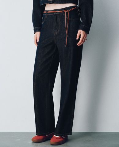  URBAN REVIVO - Quần jeans nữ ống đứng thanh lịch 